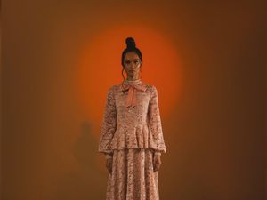 Foto: 8 Baju Lebaran Mewah Tapi Bersahaja Karya Desainer Lokal Foto: 8 Baju Lebaran Mewah Tapi Bersahaja Karya Desainer Lokal