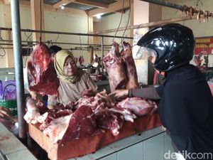 H-4 Lebaran, Daging Ayam dan Sapi di Boyolali Stabil di Harga Segini