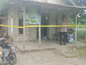 Ledakan Bubuk Petasan Rusak Rumah di Kediri, Kakak Beradik Terluka Ledakan Bubuk Petasan Rusak Rumah di Kediri, Kakak Beradik Terluka