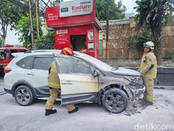 Gara-gara Seorang Anak Lempar Korek Api, Mobil di SPBU Kayoon Terbakar