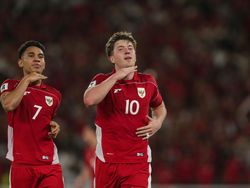 Alasan Ole Romeny Main Bola dengan Bocil di Jakarta