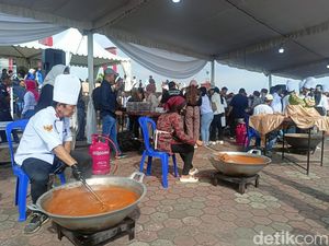 Video: Respons Konten Willie Salim, Warga Palembang Gelar Masak Besar-besaran Video: Respons Konten Willie Salim, Warga Palembang Gelar Masak Besar-besaran