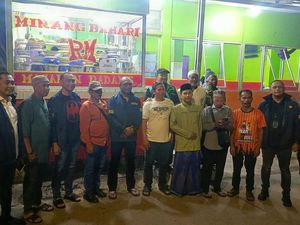 Momen Ditreskrimum PMJ Serap Aspirasi Nelayan-Warga Muara Angke Jakut Momen Ditreskrimum PMJ Serap Aspirasi Nelayan-Warga Muara Angke Jakut