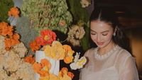 8 Foto Raline Shah Kembali Gelar Pesta Ultah, Makin Cantik di Usia 40 Tahun