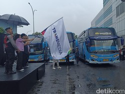 Mudik Asyik Transmedia Berangkatkan 415 Peserta ke Jateng, DIY dan Jatim