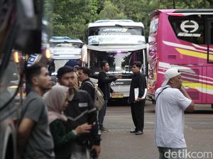 Antusiasme Pemudik Melepas Rindu ke Kampung Halaman