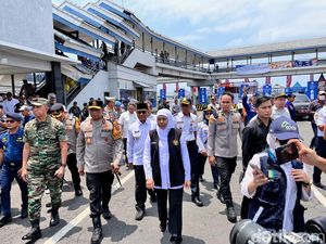 Gubernur Khofifah Minta Pemudik Hati-hati Agar Selamat Sampai Tujuan