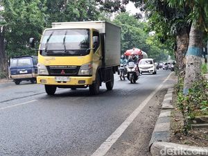 Lalin di Titik Rawan Lamongan Masih Lancar Saat Cuti Bersama Hari Pertama