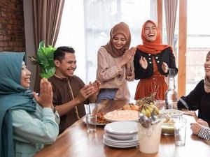 Hangatkan Kebersamaan Saat Lebaran dengan Camilan yang Spesial Hangatkan Kebersamaan Saat Lebaran dengan Camilan yang Spesial
