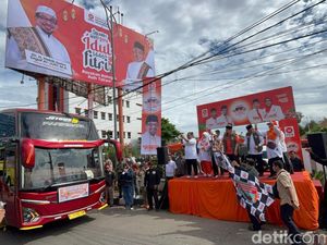 Salim Segaf Ajak Wujudkan Indonesia Damai saat Lepas Mudik Gratis PKS Salim Segaf Ajak Wujudkan Indonesia Damai saat Lepas Mudik Gratis PKS