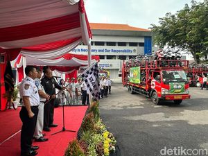 Pemprov Jatim Berangkatkan 143 Motor Peserta Mudik Gratis ke Kota Tujuan Pemprov Jatim Berangkatkan 143 Motor Peserta Mudik Gratis ke Kota Tujuan