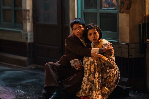 Park Bo Gum dan IU di Drama When Life Give You Tangerines / Foto : x.com/Netflixkr