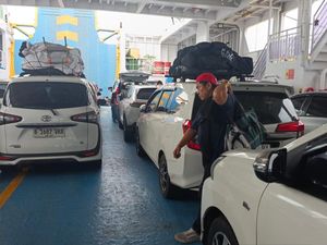 9.502 Pemudik Menyeberang Lewat Pelabuhan Tanjung Api-api dari Sumsel ke Babel