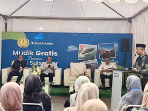 Bank Sulselbar Fasilitasi Mudik Gratis Mahasiswa Asal Selayar dari Makassar Bank Sulselbar Fasilitasi Mudik Gratis Mahasiswa Asal Selayar dari Makassar