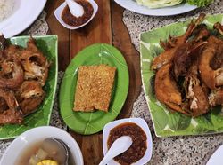 Puas Mantap! Makan di 5 Ayam Goreng yang Terkenal di Jogja