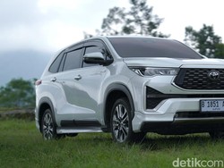 Cara Merawat Aki Mobil Hybrid