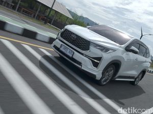 Daftar Harga Mobil Hybrid Toyota, Mulai dari Rp 400-an Juta Daftar Harga Mobil Hybrid Toyota, Mulai dari Rp 400-an Juta