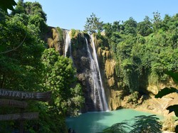 Air Terjun Nglirip Tuban: Eksotisme Alam dan Kisah Putri yang Melegenda
