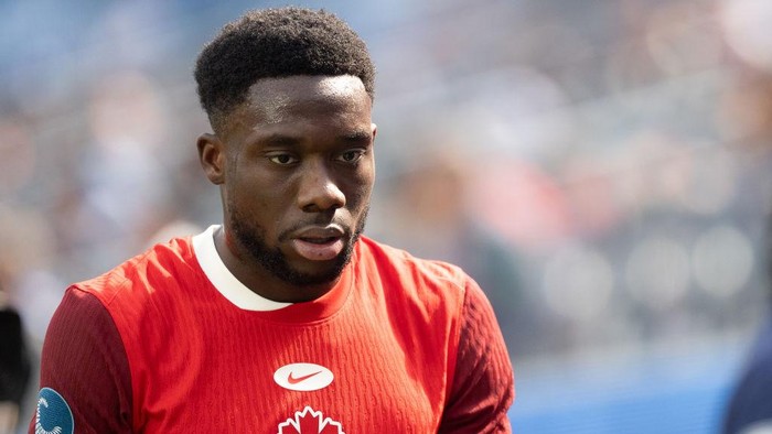 Alphonso Davies INGLEWOOD, CALIFORNIA - MARCH 23: Alphonso Davies of Canada looks on during the CONCACAF Nations League third-place match between United States and Canada at SoFi Stadium on March 23, 2025 in Inglewood, California. (Photo by Alexis Quiroz/Jam Media/Getty Images)