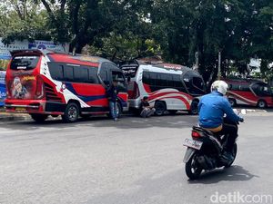 Dishub Minta Angkutan Umum Tak Berhenti Sembarangan di Cibiru! Dishub Minta Angkutan Umum Tak Berhenti Sembarangan di Cibiru!