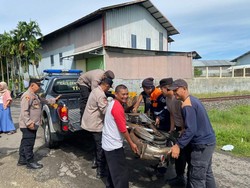 KA Batara Kresna Tabrak Pemotor di Nguter Sukoharjo