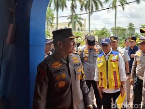 Kapolda Riau Cek Pos Pengamaman Mudik di Siak, Pelabuhan Buton Jadi Atensi Kapolda Riau Cek Pos Pengamaman Mudik di Siak, Pelabuhan Buton Jadi Atensi