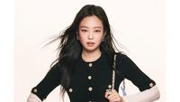 7 Gaya Jennie BLACKPINK Jadi Model Campaign Chanel 25 Handbag, Susul Dua Lipa