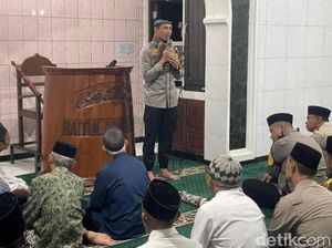 Safari Subuh, Cara Kapolres Pasuruan Kota Sampaikan Imbauan Kamtibmas Safari Subuh, Cara Kapolres Pasuruan Kota Sampaikan Imbauan Kamtibmas