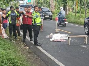Mahasiswa Trenggalek Tewas Tertabrak Bus di Tulungagung Saat akan Mudik Mahasiswa Trenggalek Tewas Tertabrak Bus di Tulungagung Saat akan Mudik