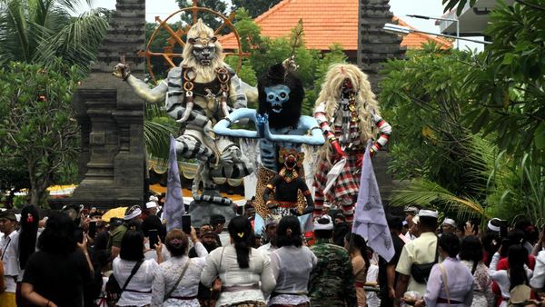 Melihat Pawai Ogoh-ogoh Rayakan Nyepi di Berbagai Daerah