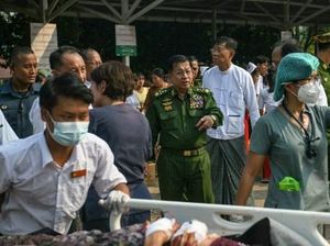 Dashyatnya Gempa 7,7 M Hingga Pemimpin Junta Myanmar Muncul
