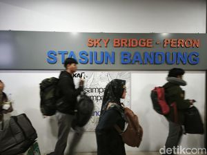 Puncak Mudik, 17.893 Penumpang Berangkat dari Daop 2 Bandung Puncak Mudik, 17.893 Penumpang Berangkat dari Daop 2 Bandung