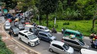 Potret Situasi Lalu Lintas Arus Mudik H-2 Lebaran di Nagreg