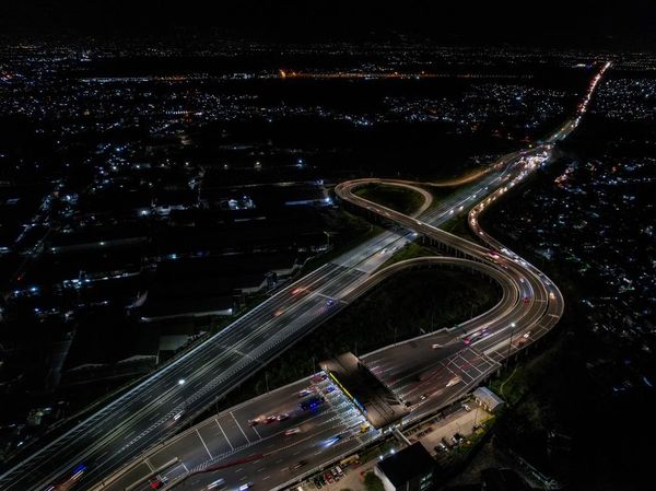 Potret Udara Gemerlap Tol Simpang Susun Cileunyi