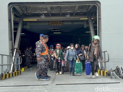 Mudik Gratis Dengan Kapal Perang RI