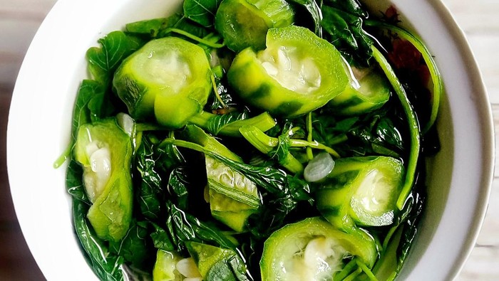 Resep Sayur Bening Oyong dan Bayam