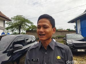 Pemkab Pandeglang Akan Tindak Pengelola Wisata Getok Harga Saat Lebaran Pemkab Pandeglang Akan Tindak Pengelola Wisata Getok Harga Saat Lebaran