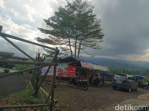 Warung Liar di Zona Merah Longsor Cianjur, Satpol PP Ancam Bongkar Warung Liar di Zona Merah Longsor Cianjur, Satpol PP Ancam Bongkar