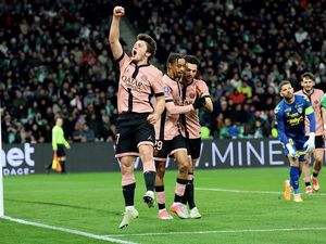 Bantai St Etienne 6-1, PSG Cuma Butuh 1 Poin untuk Juara Ligue 1 Bantai St Etienne 6-1, PSG Cuma Butuh 1 Poin untuk Juara Ligue 1