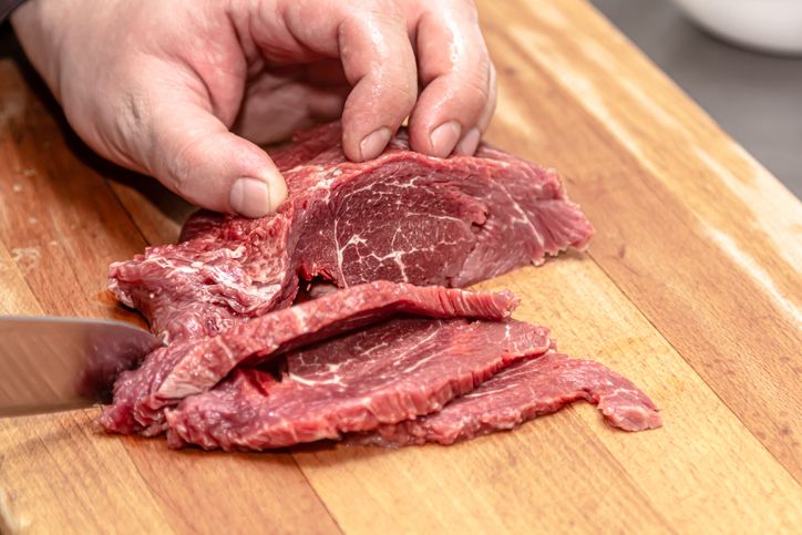 Waspada! Gegara Kebiasaan Ini Tubuh Jadi Alergi Daging
