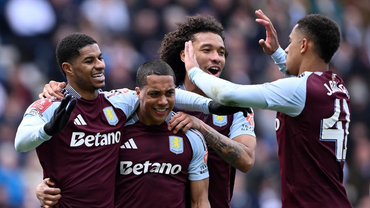 Aston Villa menang 3-0 atas Preston North End dan melenggang ke semifinal Piala FA. (Foto: Stu Forster/Getty Images)