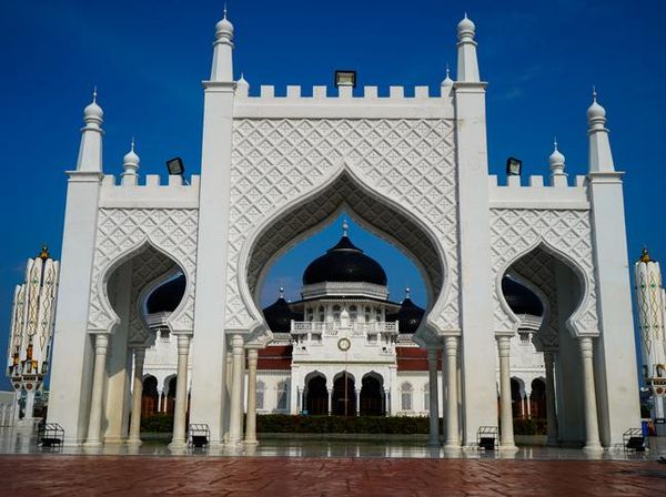 Melihat dari Dekat Masjid Baiturrahman, Ikon Aceh yang Ada sejak Abad 17