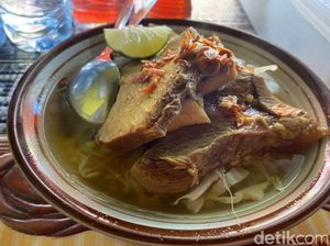 Rawon dan Soto Daging Sultan Pak Gix: Kuliner Wajib Saat Mudik ke Madiun Rawon dan Soto Daging Sultan Pak Gix: Kuliner Wajib Saat Mudik ke Madiun