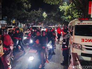 Ramainya Jalanan-Pusat Kota Cimahi di Malam Takbiran Ramainya Jalanan-Pusat Kota Cimahi di Malam Takbiran