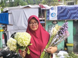 Bunga Sedap Malam Jadi Incaran Pembeli di Pasar Rawa Belong Jelang Lebaran