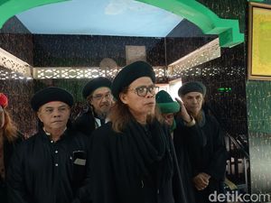 Pimpinan An-Nadzir Gowa Harap Idul Fitri 2025 Jadikan Umat Makin Dewasa Pimpinan An-Nadzir Gowa Harap Idul Fitri 2025 Jadikan Umat Makin Dewasa