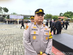 Polisi Pelototi Konvoi Malam Takbiran di Samarinda, Melanggar Ditindak!
