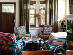 7 Dekorasi Ini Bikin Ruang Tamu Sempit Jadi Kelihatan Luas