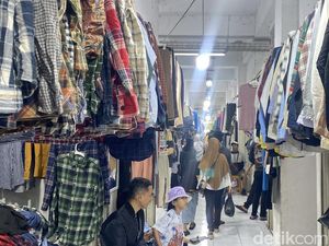 Berburu Fashion Lebaran di Pasar Cimol Sukabumi Berburu Fashion Lebaran di Pasar Cimol Sukabumi