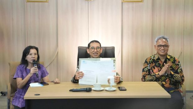 Tempe, Teater Mak Yong, dan Jaranan ke UNESCO Indonesia resmi mengajukan budaya tempe, teater Mak Yong, dan kesenian tradisional Jaranan untuk masuk dalam daftar warisan budaya takbenda kemanusiaan UNESCO atau Representative List of the Intangible Cultural Heritage of Humanity.